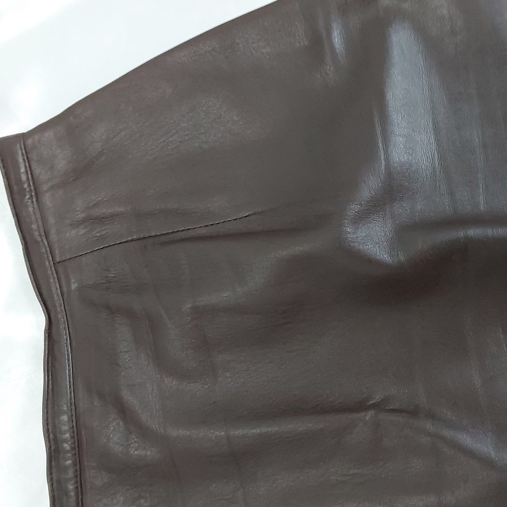 Ann Taylor Leather Mini Skirt Chocolate Brown, Fully Lined, Darted, Size 6 - Picture 5 of 15